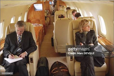 bernard arnault private jet.